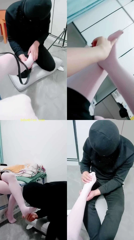 【灵儿】丝袜美腿踩虐恋足舔