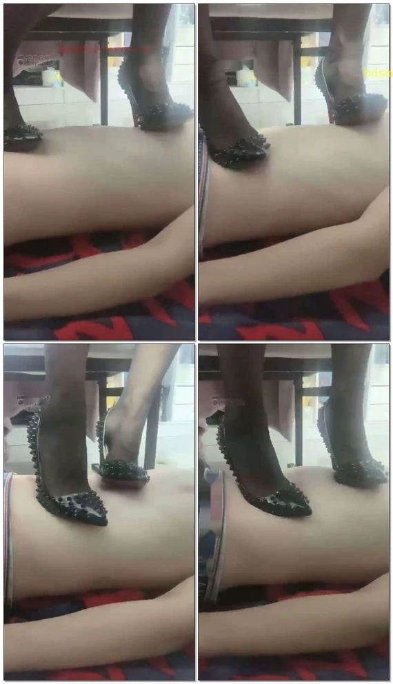 【斯文妖精】柳丁高跟鞋下的肉垫子