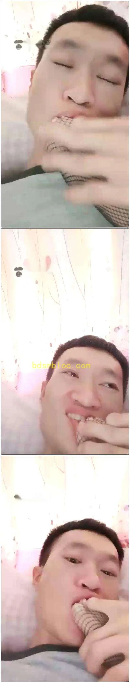 【玩物M】开发按摩女，就让舔十分钟