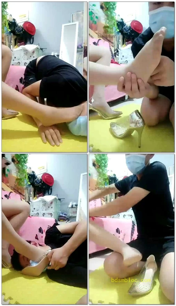 【家奴M】家奴按摩主人脚后续