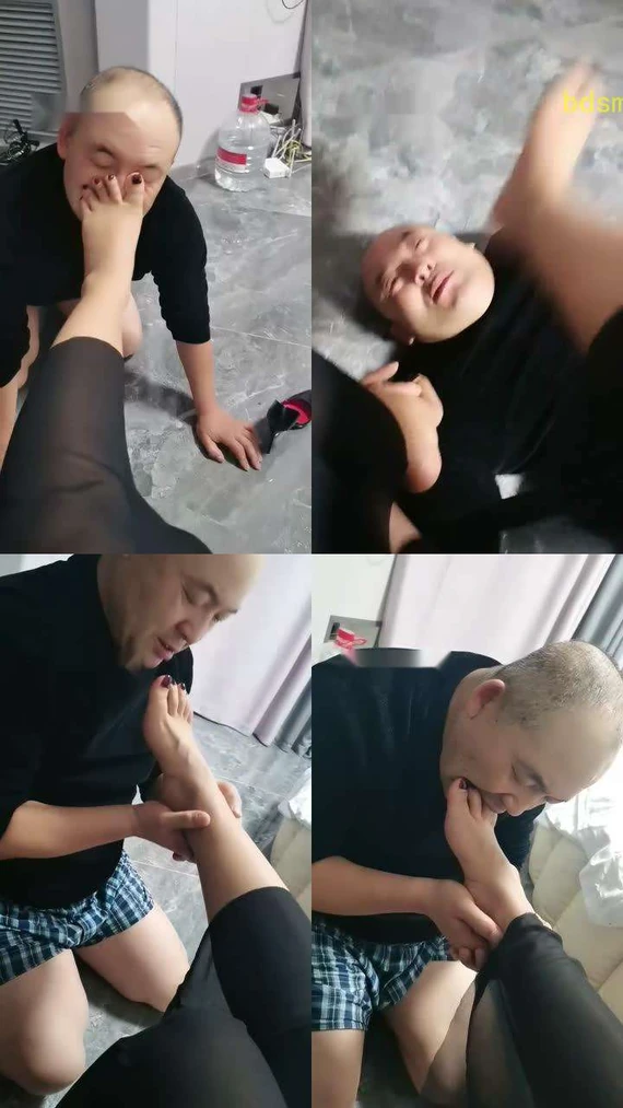 【冷御女王】老狗下跪舔主人裸足