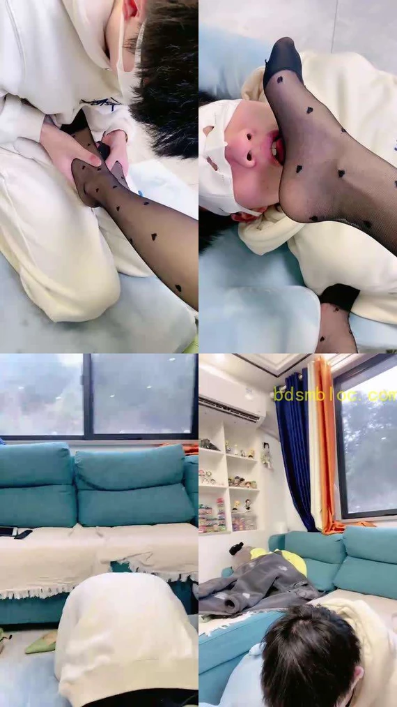 【小月神】小奶狗黑丝玉足狂舔
