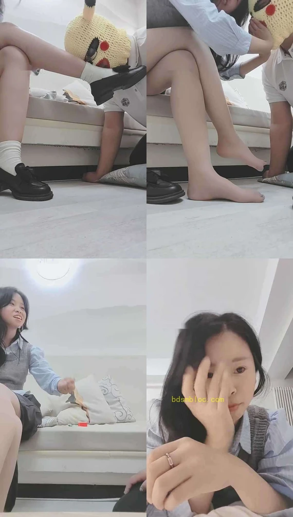 【小奶糖】镜前骑马辱/闻舔皮鞋白袜