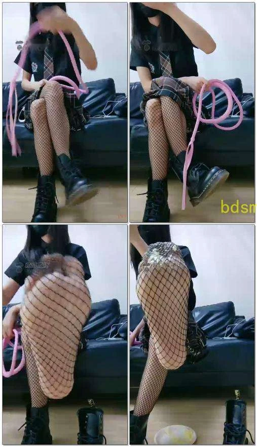 【暴力美学s】JK网袜羞辱
