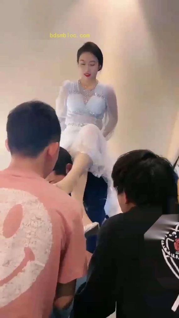 【鑫儿】三美女与野兽