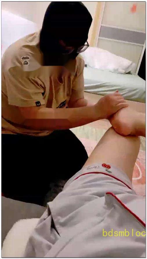 【杭州Cc】调教舔脚