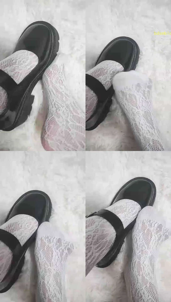 【乔乔】第一视角羞辱贱JB场，挨骂射精