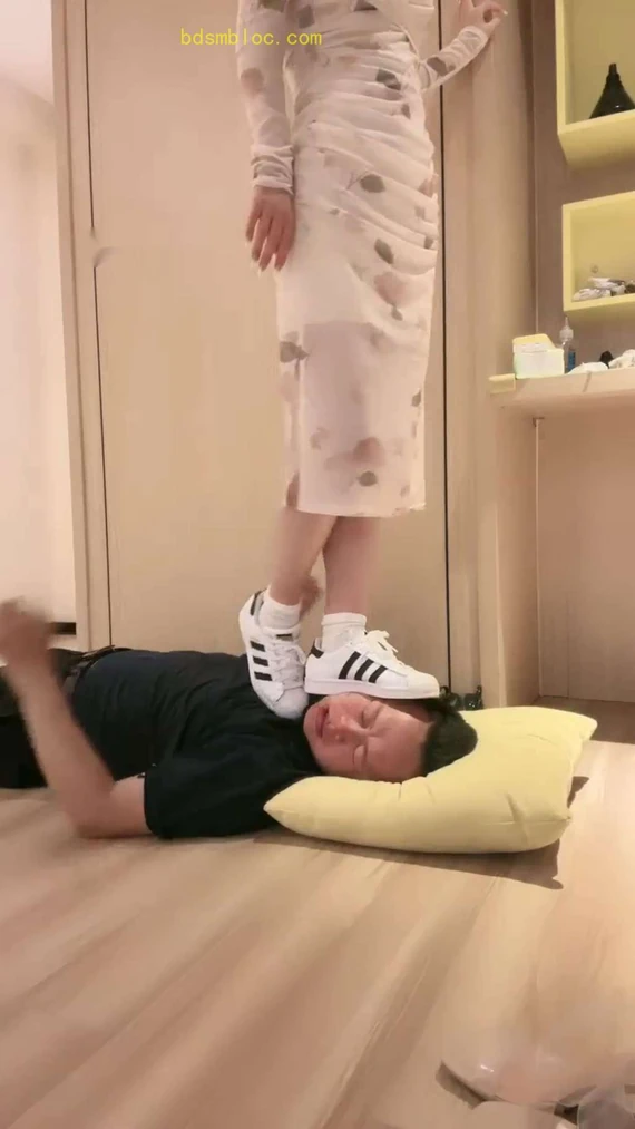 【九九】踩踏