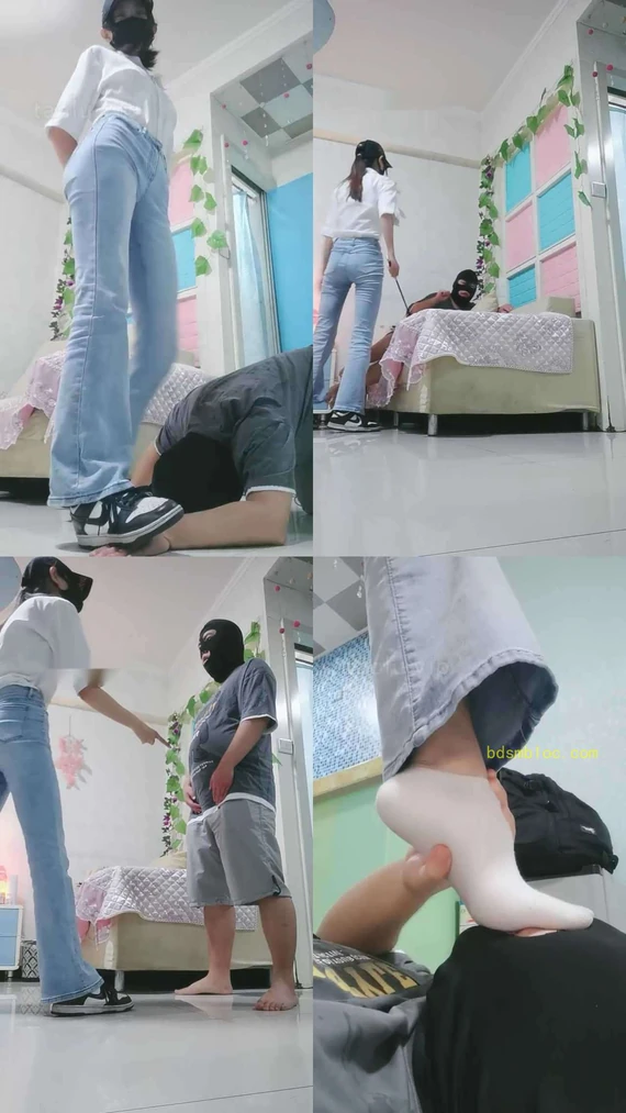 【美娜格格】暴力虐乳/踢踹/鞋耳光/腿绞锁喉踩踏剁手