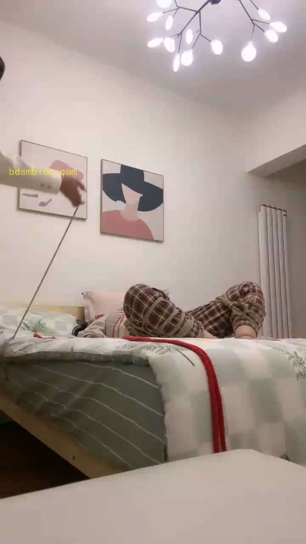 【御萝邢】女M被固定调教 【御萝邢】女M被固定调教
